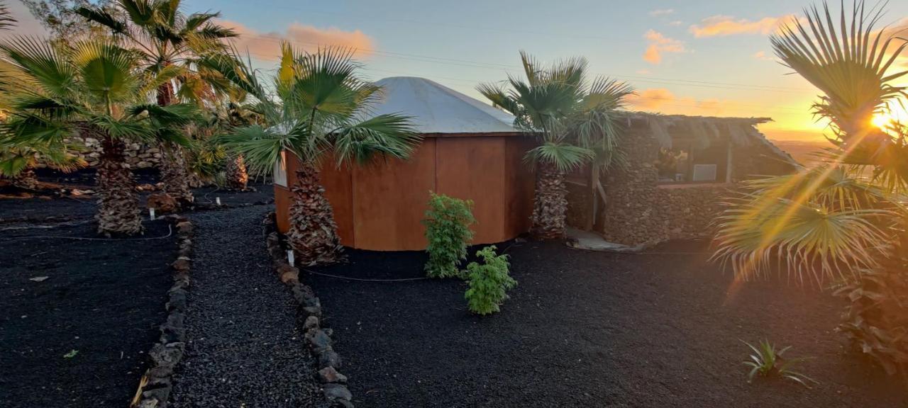 Apartamento Neu! Gemütliche Holzjurte La Asomada Lanzarote Tías Exterior foto